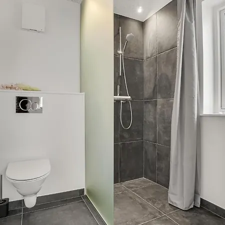 Holiday home 5 Bedroom Stunning In Snedsted